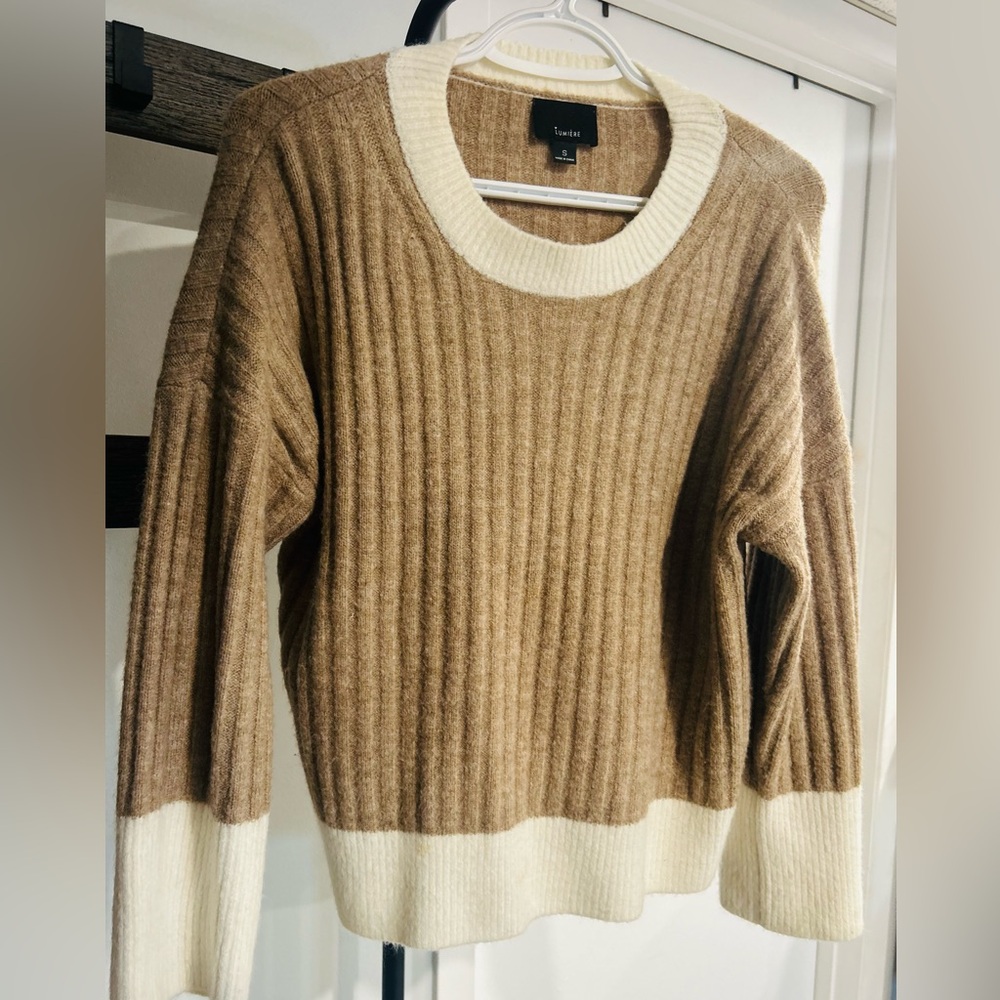 🚨PART OF 4 for 20🚨 Women Lumiere Pull over sweater Small